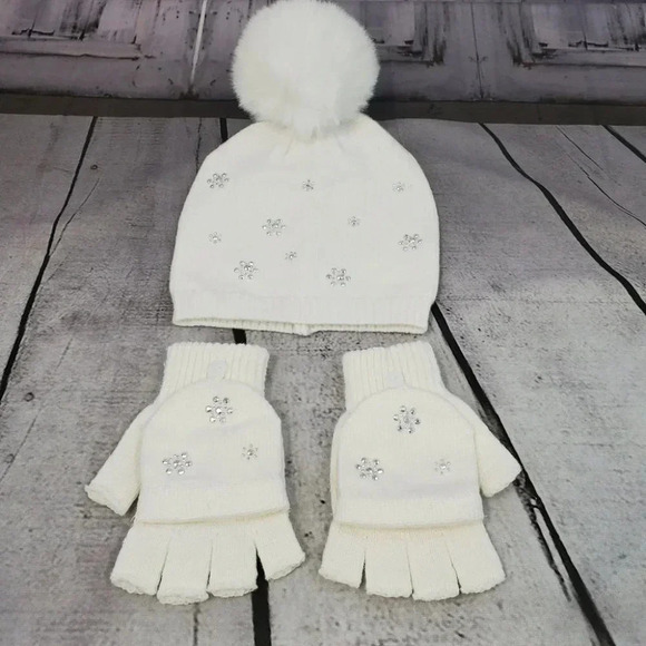 Girls White/Cream Sparkly Snowflake Knit Hat Beanie with Fingerless Glove set - Picture 7 of 13